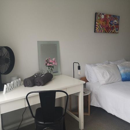 Pool House - One Bedroom Self Contained Unit Motueka Extérieur photo
