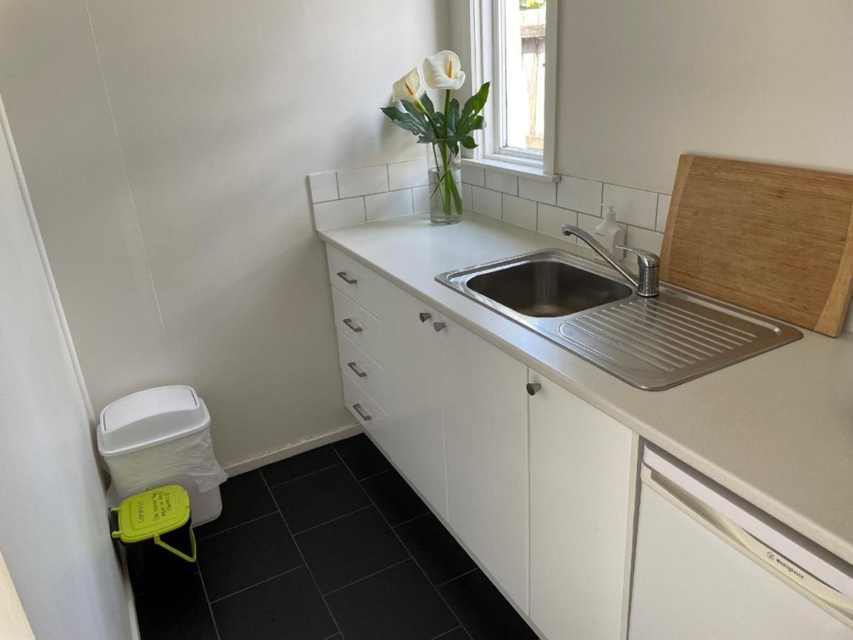 Pool House - One Bedroom Self Contained Unit Motueka Extérieur photo