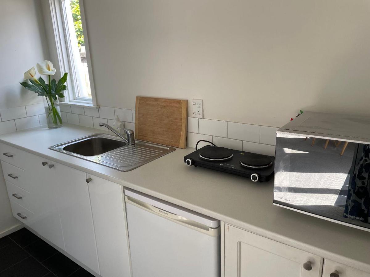 Pool House - One Bedroom Self Contained Unit Motueka Extérieur photo