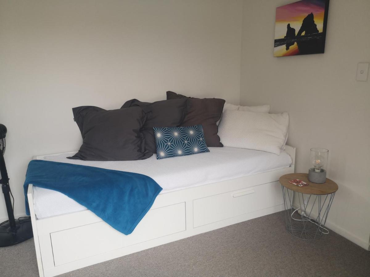 Pool House - One Bedroom Self Contained Unit Motueka Extérieur photo